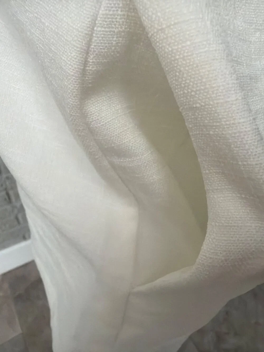 Milk & Honey White 2PCS Short Pant / Peplum Top Set Size L